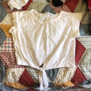 super cute white crop w tie